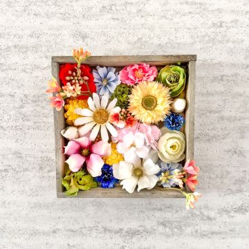 DIY - Colorful Blooms Wall Art - Vibrant Floral Display in a Wooden Frame DIY - Colorful Blooms Wall Art - Vibrant Floral Display in a Wooden Frame