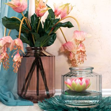 Opulent blossoms
